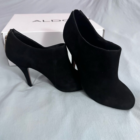 Women’s black Aldo suede shoes size US 8 - Picture 6 of 9